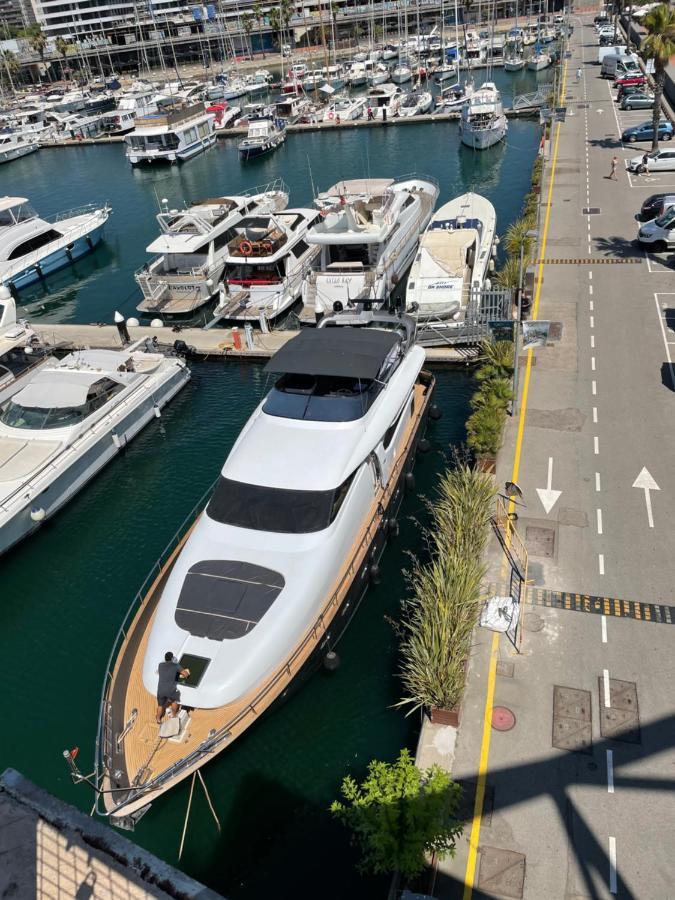Hotel Motoryacht 21 Avec Equipage à Barcelone Extérieur photo