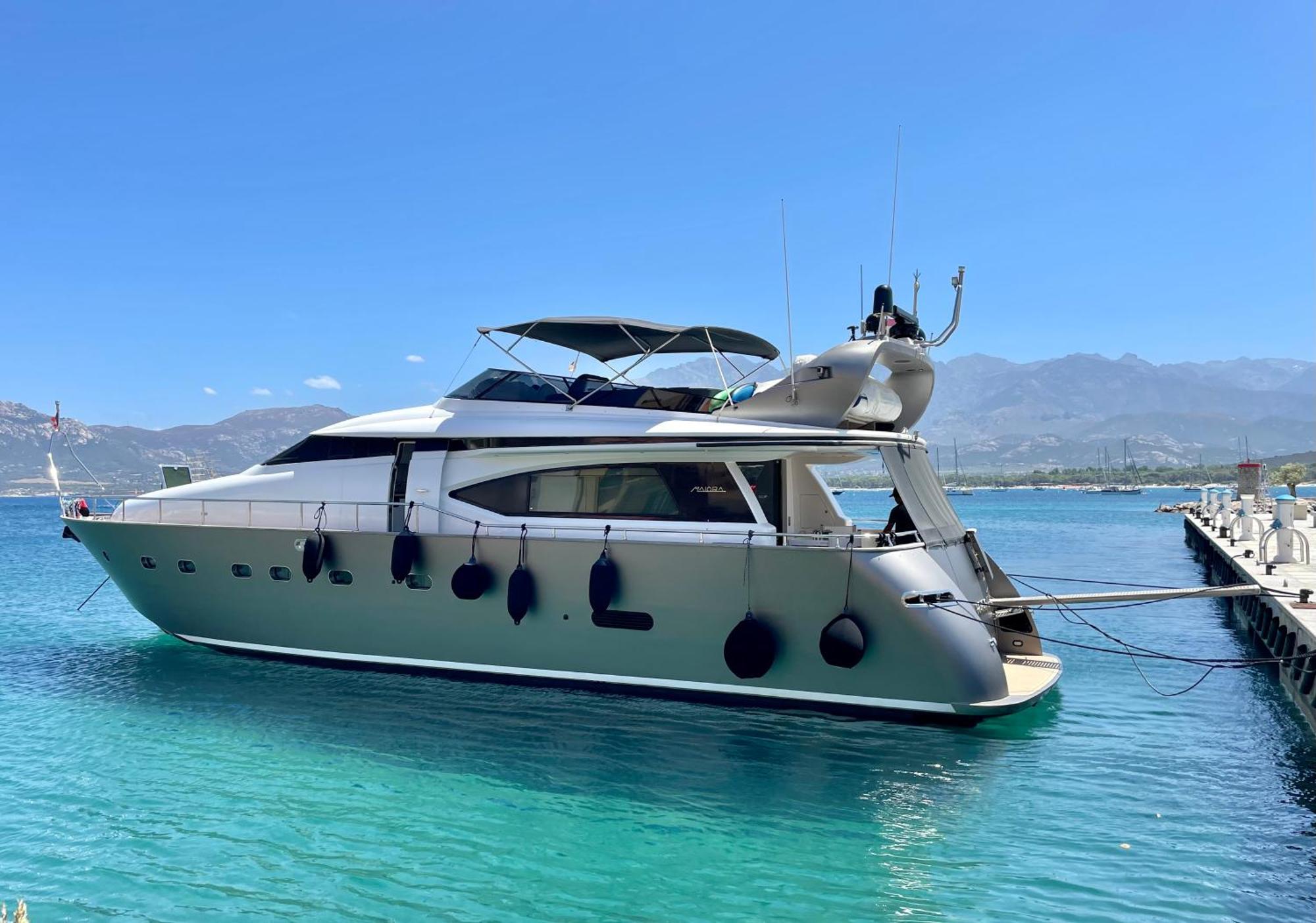Hotel Motoryacht 21 Avec Equipage à Barcelone Extérieur photo