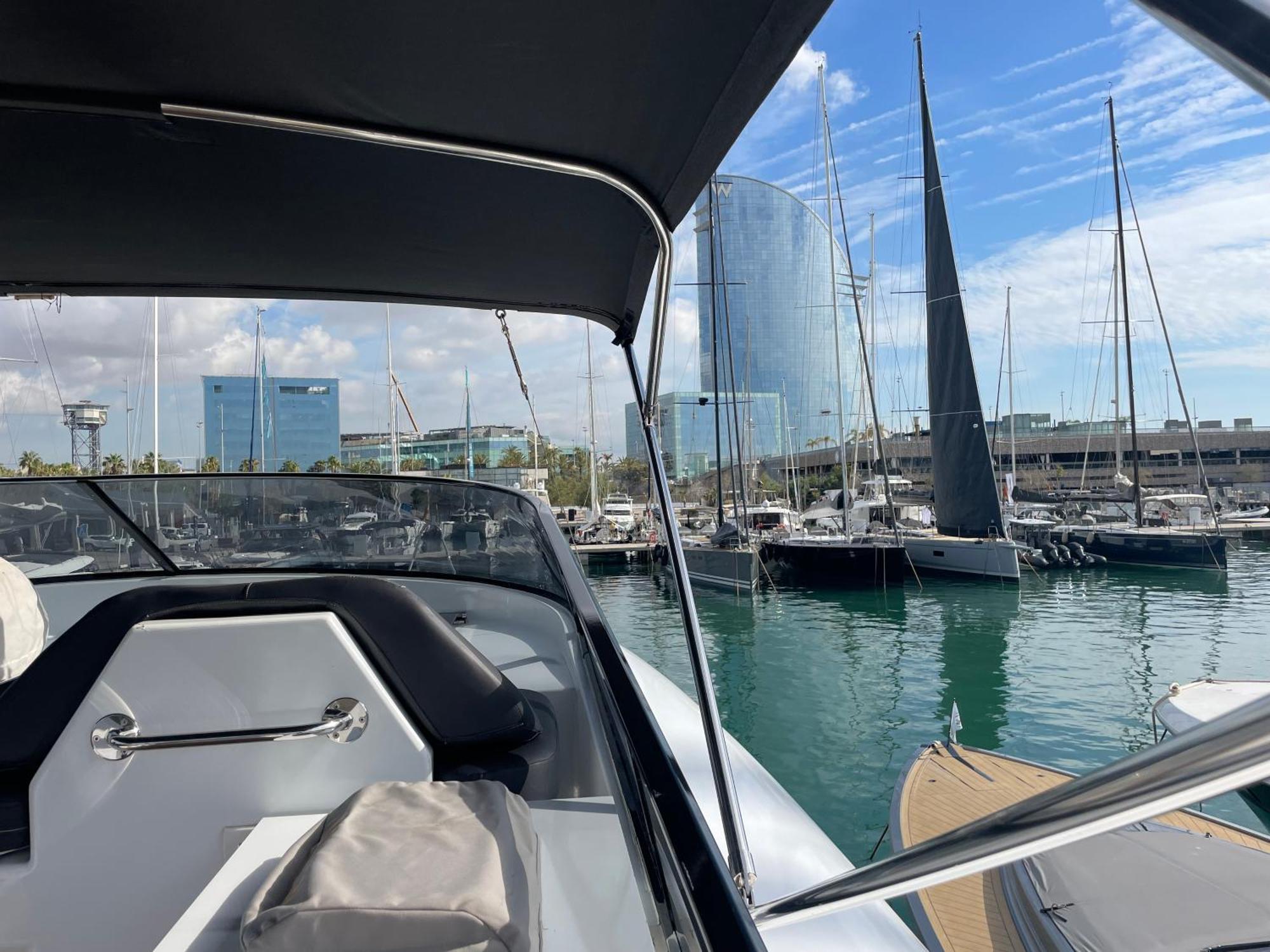 Hotel Motoryacht 21 Avec Equipage à Barcelone Extérieur photo